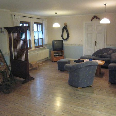 Charming Apartment In Morbach Germany With Terrace 塔尔方 外观 照片