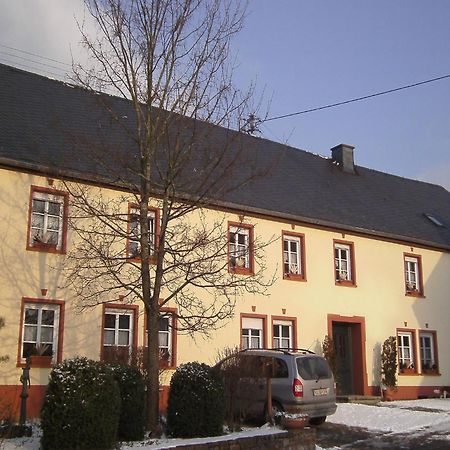 Charming Apartment In Morbach Germany With Terrace 塔尔方 外观 照片