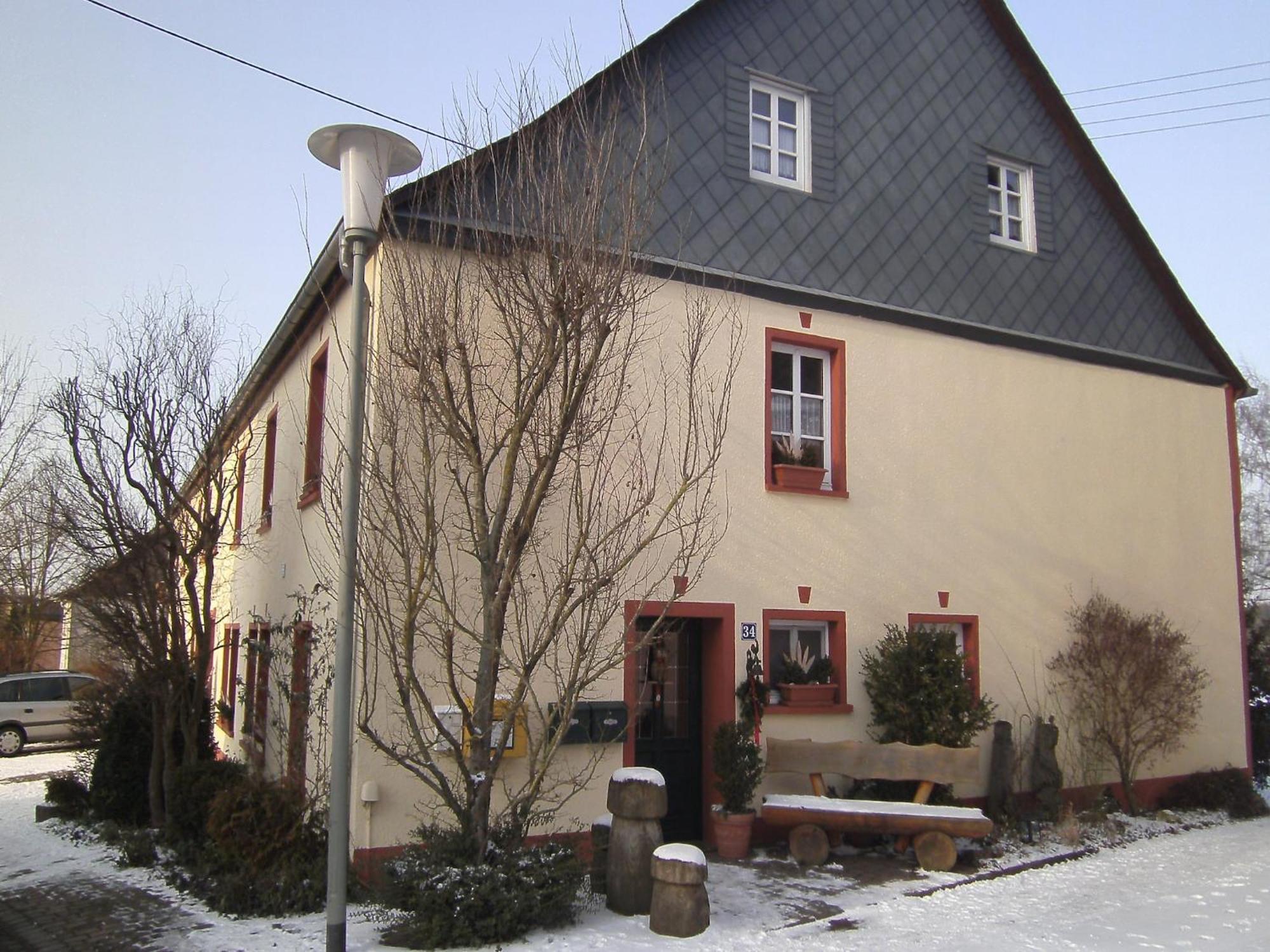 Charming Apartment In Morbach Germany With Terrace 塔尔方 外观 照片