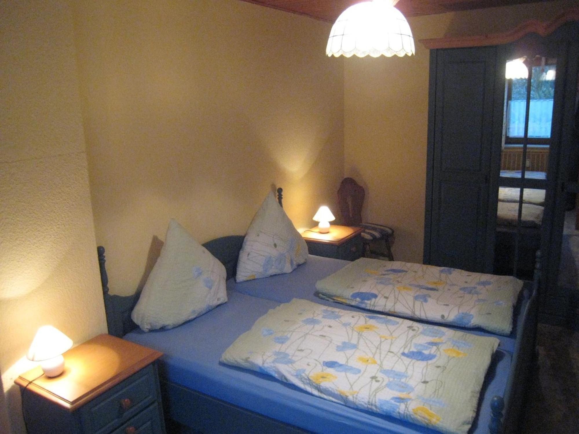 Charming Apartment In Morbach Germany With Terrace 塔尔方 外观 照片
